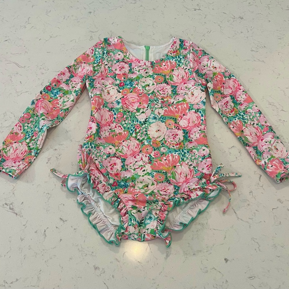 Sweet honey long sleeve swimsuit size 5
